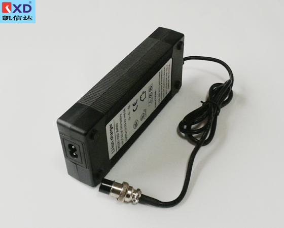 54.6V2A锂电池充电器