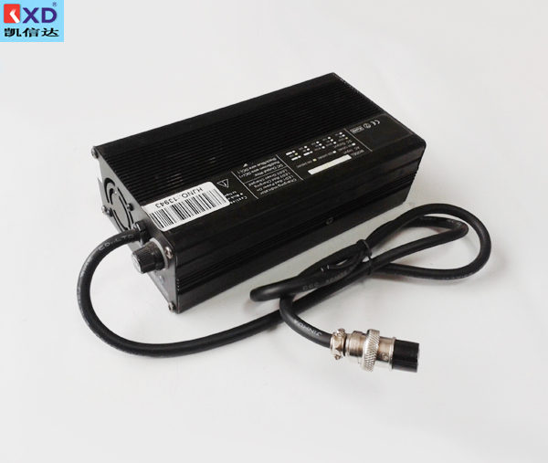 24V5A锂电池充电器